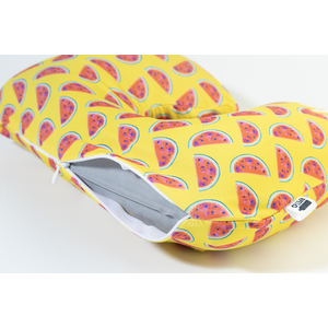 Fotografie k reklamnímu předmětu „cestovní polštář na zakázku“