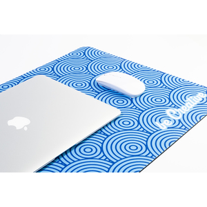 Fotografie k reklamnímu předmětu „podložka na stůl z RPET na zakázku“