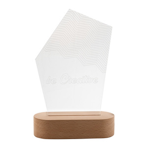 Fotografie k reklamnímu předmětu „LED světelná trofej“