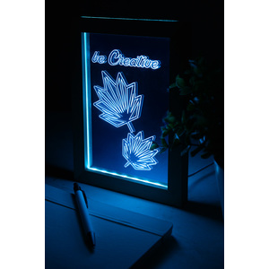 Fotografie k reklamnímu předmětu „LED světelná trofej“