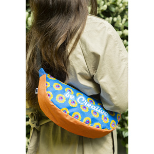 Fotografie k reklamnímu předmětu „taška přes rameno z RPET na zakázku“