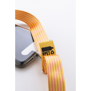 Fotografie k reklamnímu předmětu „šňůrka s držákem na mobilní telefon RPET na zakázku“