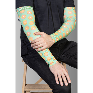 Fotografie k reklamnímu předmětu „návleky na ruce z RPET na zakázku“