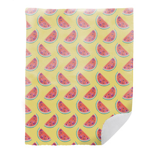 Fotografie k reklamnímu předmětu „polární deka z RPET na zakázku“