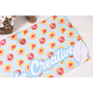 Fotografie k reklamnímu předmětu „polární deka z RPET na zakázku“