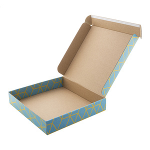 Fotografie k reklamnímu předmětu „úzká poštovní krabice“