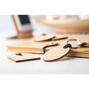 Fotografie k reklamnímu předmětu „oválný přívěšek na klíče z bambusu“