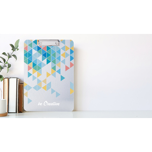 Fotografie k reklamnímu předmětu „podložka A4 na psaní s klipem na zakázku“