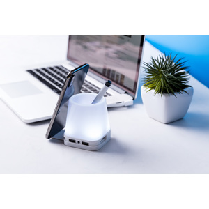 Fotografie k reklamnímu předmětu „stojánek na pera s USB hubem“