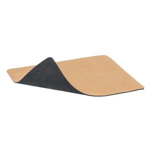 Fotografie k reklamnímu předmětu „papírová podložka pod myš“