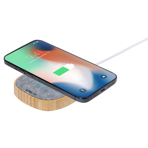 Fotografie k reklamnímu předmětu „bezdrátová nabíječka“