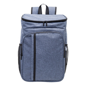 Fotografie k reklamnímu předmětu „chladicí piknikový batoh z RPET“