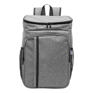 Fotografie k reklamnímu předmětu „chladicí piknikový batoh z RPET“