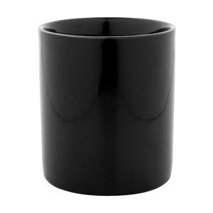 Fotografie k reklamnímu předmětu „barevný keramický hrnek“