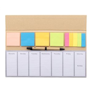 Fotografie k reklamnímu předmětu „týdenní stolní diář“