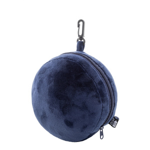 Fotografie k reklamnímu předmětu „cestovní polštář z RPET“