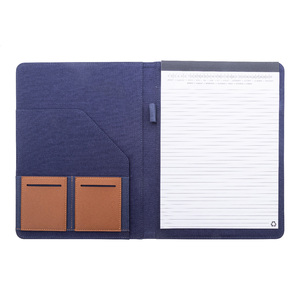 Fotografie k reklamnímu předmětu „složka na dokumenty z recyklovaného cavas“