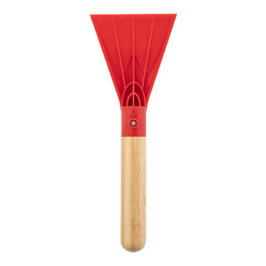 Fotografie k reklamnímu předmětu „škrabka na led RABS“