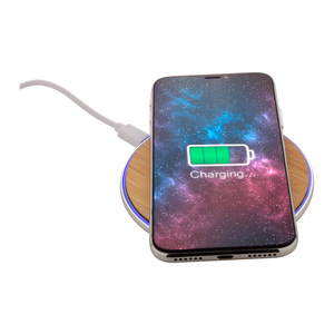 Fotografie k reklamnímu předmětu „bezdrátová nabíječka“