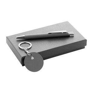 Fotografie k reklamnímu předmětu „sada pera a přívěšku na klíče“