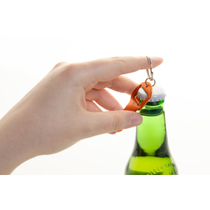 Fotografie k reklamnímu předmětu „přívěšek na klíče s otvírákem na láhve“