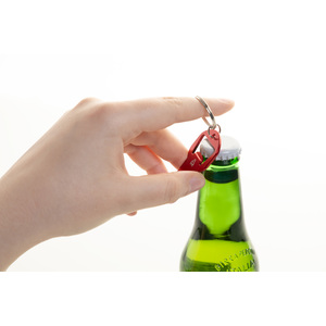 Fotografie k reklamnímu předmětu „přívěšek na klíče s otvírákem na láhve“