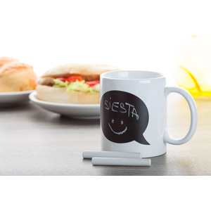 Fotografie k reklamnímu předmětu „hrnek s plochou na kreslení křídou“