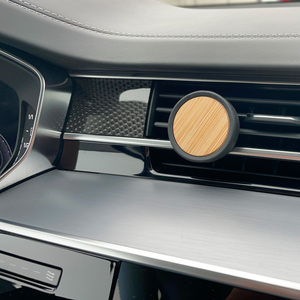 Fotografie k reklamnímu předmětu „osvěžovač vzduchu do auta“