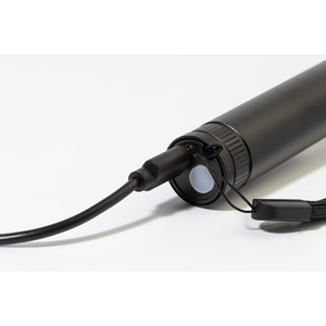 Fotografie k reklamnímu předmětu „nouzová baterka s kladívkem“