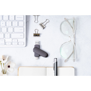 Fotografie k reklamnímu předmětu „OTG USB flash disk“