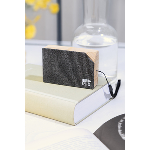 Fotografie k reklamnímu předmětu „solární bezdrátový reproduktor“