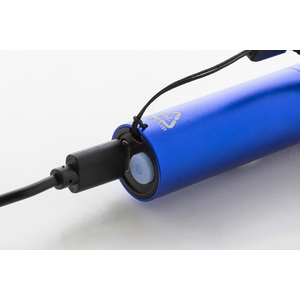 Fotografie k reklamnímu předmětu „dobíjecí svítilna z recyklovaného hliníku“