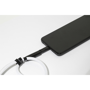 Fotografie k reklamnímu předmětu „60W RPET kabel s náramkem na mobil“