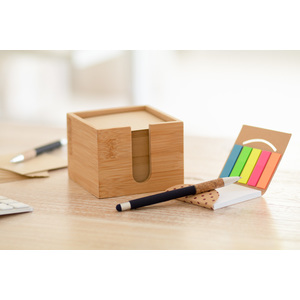 Fotografie k reklamnímu předmětu „poznámková kostka“