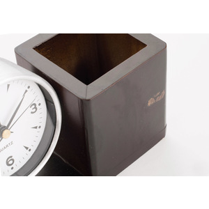 Fotografie k reklamnímu předmětu „Stojánek na psací potřeby NUTTO“