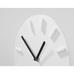 Fotografie k reklamnímu předmětu „Nástěnné hodiny LUCIA“