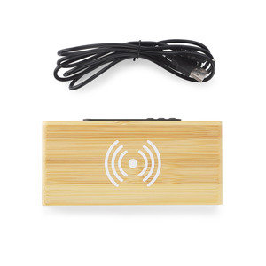 Fotografie k reklamnímu předmětu „Stolní hodiny s indukční nabíječkou INDUCTO“