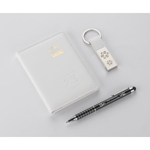 Fotografie k reklamnímu předmětu „Dárková souprava CASSI“