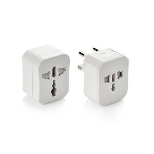 Fotografie k reklamnímu předmětu „Cestovní adaptér RESA“