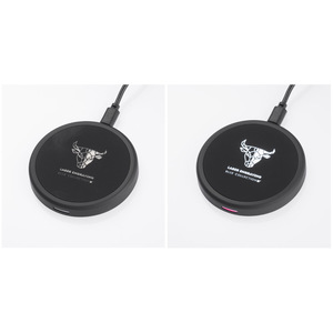 Fotografie k reklamnímu předmětu „Indukční nabíječka LUMEE 10W“