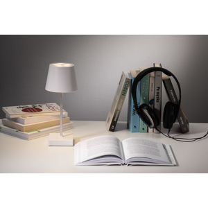Fotografie k reklamnímu předmětu „Stolní lampa VIDIA“