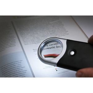 Fotografie k reklamnímu předmětu „Lupa s LED lampičkou“