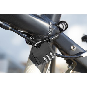 Fotografie k reklamnímu předmětu „Visací zámek ADO“