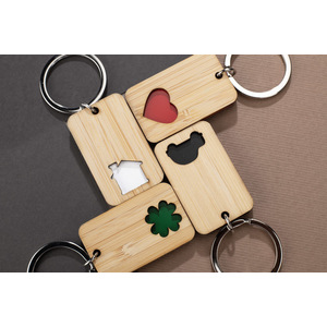 Fotografie k reklamnímu předmětu „Bambusová klíčenka CARVE“