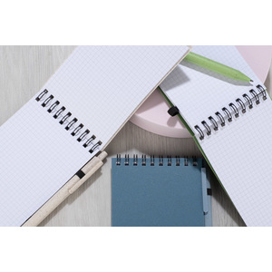 Fotografie k reklamnímu předmětu „Blok s kul. perem TRESA A6“