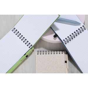 Fotografie k reklamnímu předmětu „Blok s kul. perem TRESA A6“