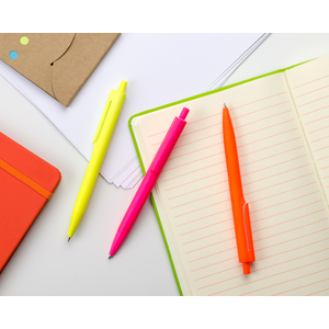 Fotografie k reklamnímu předmětu „Kuličkové pero NEON“
