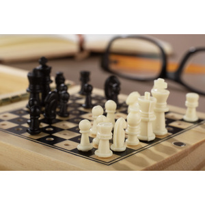 Fotografie k reklamnímu předmětu „Dřevěné šachy ILDE“