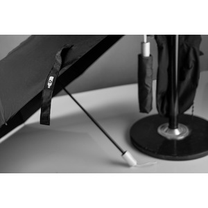 Fotografie k reklamnímu předmětu „Deštník ADIA“