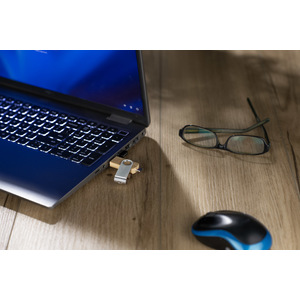 Fotografie k reklamnímu předmětu „USB Flash disk 3.0 OTG TWISTER-PRO 32GB“